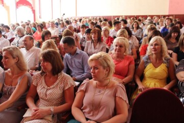            Відбулася серпнева конференція педагогічних працівників навчальних закладів міста 