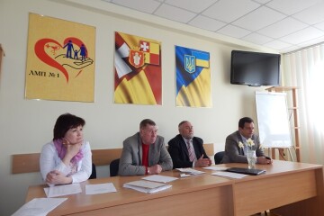 На засіданні круглого столу обговорили проблеми чорнобильців