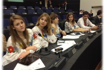 Уроки справжньої демократії у Страсбурзі: враження євроклубівців ШЕКу «Єврозоря» Луцької ЗОШ №25