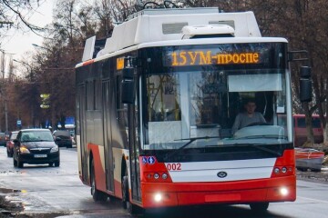 До уваги пасажирів: як працюватиме транспорт на Різдво