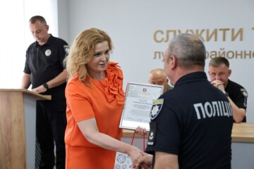 Ірина Чебелюк привітала працівників Луцького районного управління поліції з професійним святом