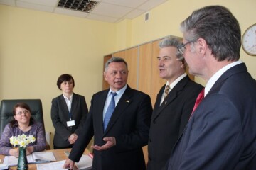 Делегація з краю Ліппе побувала у ЦНАПі