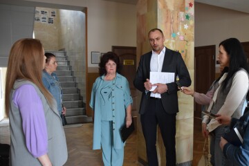 Професійний розвиток педагогів, відпочинок та самореалізація: депутати побували у комунальному закладі &laquo;Будинок вчителя&raquo; 