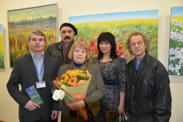 У Луцькій міській раді — виставка робіт Світлани Костукевич