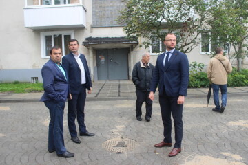 Міська влада контролює якість виконання ремонтних робіт на прибудинкових територіях