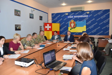 На нараді у міського голови Миколи Романюка обговорено проект програми забезпечення житлом учасників бойових дій та інвалідів війни, які призвані на військову службу по мобілізації