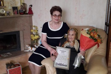 Лучанка  Ганна Сухарчук відзначає 104-у річницю від Дня народження