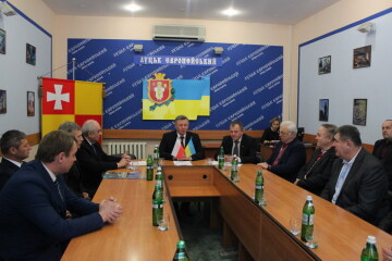 Міський голова Микола Романюк зустрівся з пасічниками та медоварами