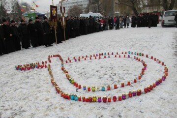 У Луцьку відбулася Свічкова хода