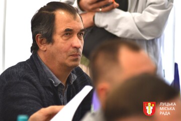 У Луцькій міськраді новий депутат Віктор Ящук