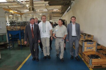 Микола Романюк та Андрій Садовий відвідали підприємство «СКФ Україна»