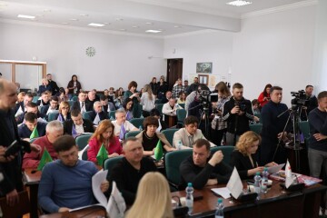 Пленарне засідання 90-ї сесії міської ради