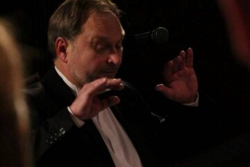 Сьогодні 65-й день народження відзначає відомий лучанин, хормейстер, заслужений діяч мистецтв України Василь МОЙСІЮК