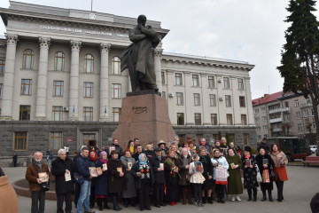 Лучани відзначають 203-ту річницю від дня народження Тараса Шевченка