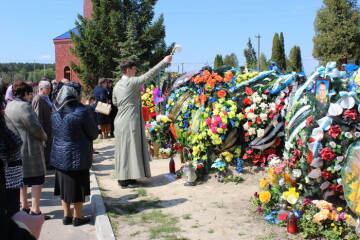 Сьогодні відбулась поминальна панахида за полеглими військовослужбовцями