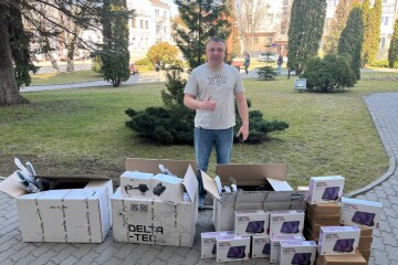Квадрокоптери, зарядні станції, генератори: чергова допомога для захисників від Луцької громади 