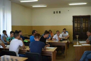 У приміщенні шахового клубу «Біла тура» визначили суперників, які змагатимуться у півфіналах та фіналах міні-футбольного турніру пам'яті Миколи Романюка