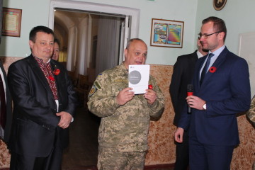 Представники влади відвідали військовослужбовців у Луцькому військовому госпіталі