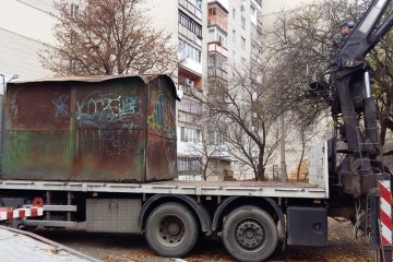 У Луцьку продовжують демонтаж гаражів