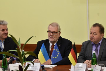 Сміттєві контейнери, візити, заходи на екологічну тематику – поточні результати  впровадження німецько-українського проекту “Екологічна дружба понад кордонами” 
