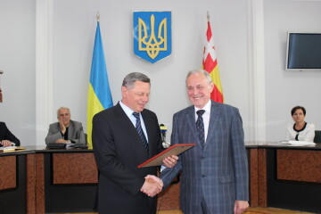 Микола Романюк нагородив Почесною грамотою міського голови Анатолія Буріна