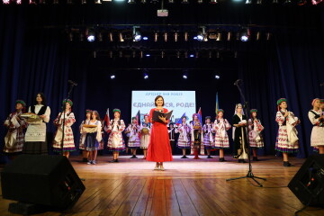 У Луцьку відбулося мистецьке дійство «Єднаймося, роде!»: єднання культур у День міста