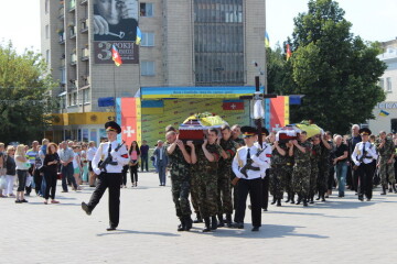 Луцьк попрощався з своїми Героями