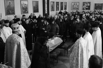 Громадськість провела в останню дорогу Героя Олександра Приступу