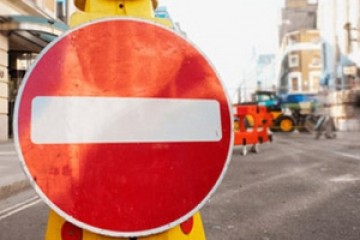 До уваги лучан! Тимчасово зупинять рух вулицею Варварівка