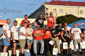 Тисячі лучан мали нагоду насолоджуватися "Богатирськими іграми"