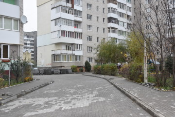 Завершуються ремонтні роботи  на вулицях та прибудинкових територіях міста Луцька