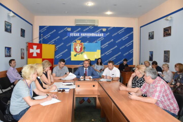Продавцям квітів запропоновано два місця для облаштування ринку у центральній частині міста