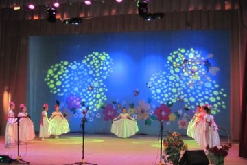 Завершився міський огляд художньої самодіяльності загальноосвітніх навчальних закладів «У життя – через красу»