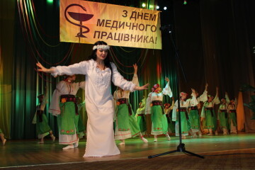 Представники влади привітали медичних працівників з професійним святом