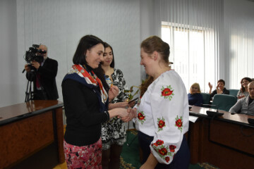 Юлія Вусенко вручила  нагороди “Матерям –героїням”