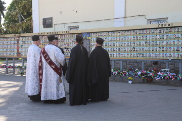 У Луцьку вшанували воїнів, які загинули під час антитерористичної операції на Сході України