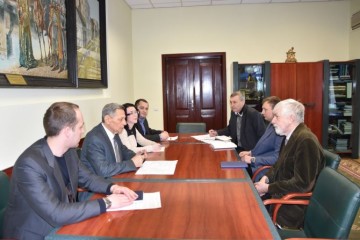 Міський голова Микола Романюк зустрівся з представниками компанії “Egis International”
