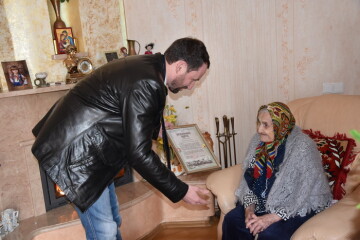 Лучанка  Ганна Сухарчук відзначає 103-тю річницю від дня народження