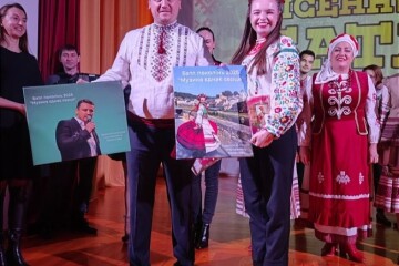 У Будинку культури мікрорайону Вересневе відбувся пісенний батл поколінь &laquo;Музика єднає серця&raquo;