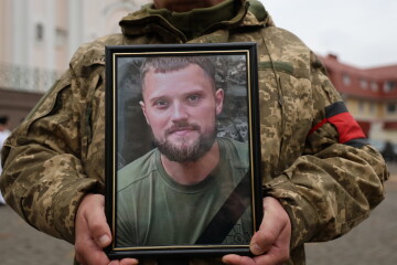 У Луцьку попрощалися з Героєм Дмитром Загурним