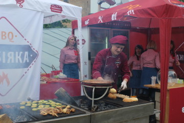 У замку Любарта розпочався третій гастрономічний фестиваль «Lutsk Food Fest»