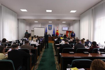 Щодо оплати праці педагогічним та соціальним працівникам