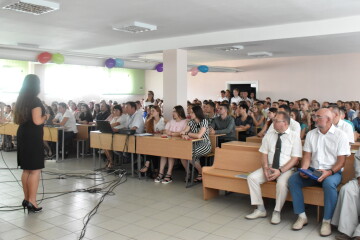 Студентів Академії рекреаційних технологій і права привітали із початком нового навчального року