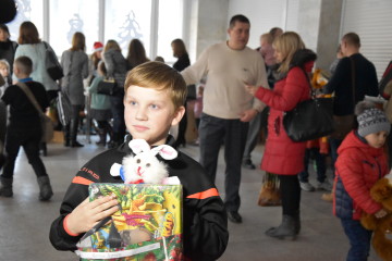 Діти отримали подарунки від Святого Миколая