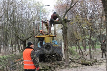 Лучани беруть участь у всеукраїнській акції «Зробимо Україну чистою!»