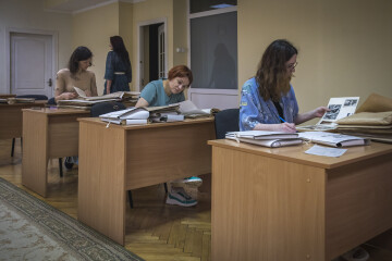 Перша українка-сенаторка та боротьба за відродження &ldquo;Пласту&rdquo;: театр &ldquo;Гармидер&rdquo; працює над виставою про Олену та Ірину Левчанівських