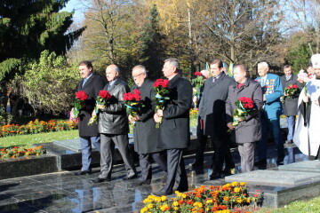 Відбулася панахида та покладання квітів з нагоди 69-ї річниці визволення України від фашистських загарбників