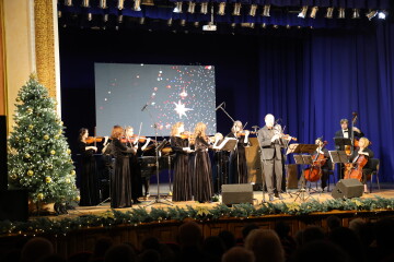 Камерний оркестр &ldquo;CON MOTO&rdquo; відіграв благодійний різдвяний концерт 