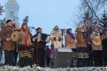      Лучани відзначали «Спільну Коляду»