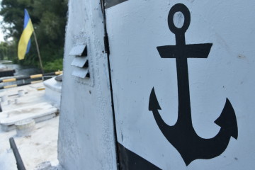 Нову понтонну пристань встановили у центральному парку